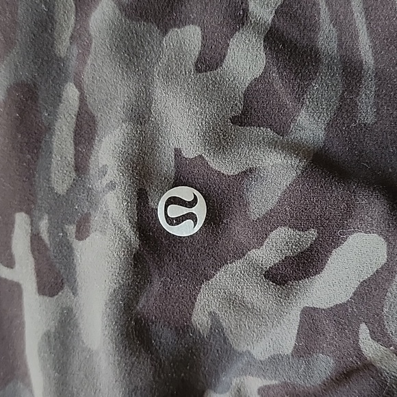 EUC - Lululemon Align Pant Full Length 28" in Incognito Camo Multi Gator Green. - Picture 3 of 6